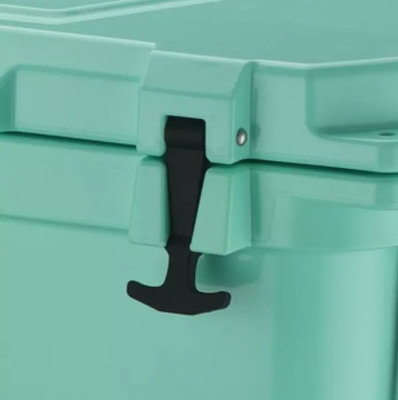 Outdoor Camping LLDPE Rotomolded Cooler Box ภาชนะบรรจุอาหารสำหรับตกปลาการขนส่งอาหารทะเล