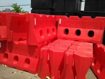 แม่พิมพ์ Rotomoulding อุปสรรคถนนพลาสติก OEM