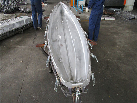 เรือคายัคพลาสติก Roto Mould Tooling พร้อมเรือแคนู Rotomolded By Boat